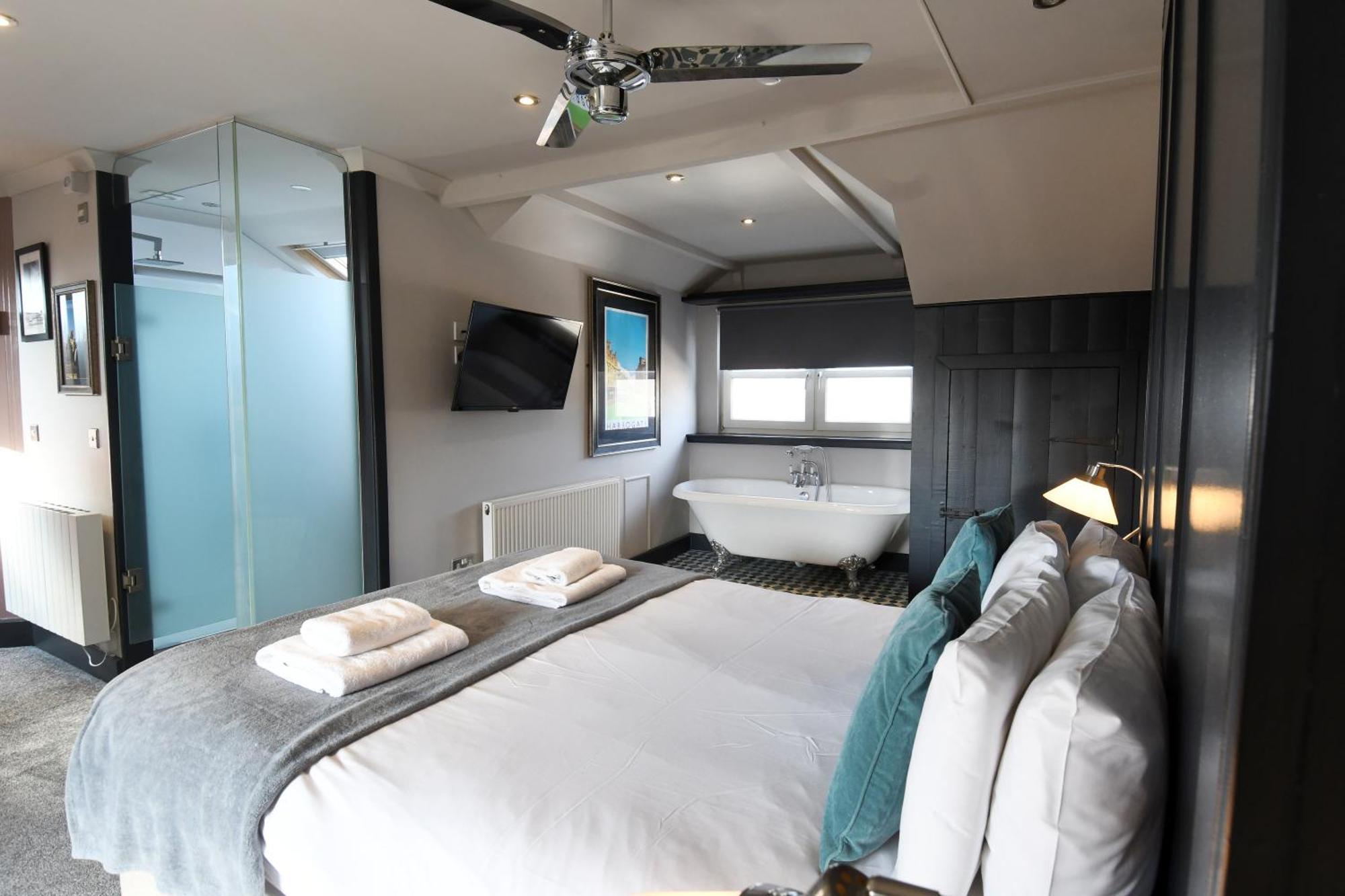 The Inn At Cheltenham Parade 해러게이트 외부 사진